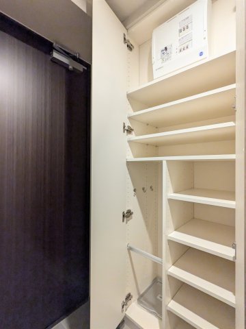 アゼスト阪東橋Ⅱ0805号室 収納