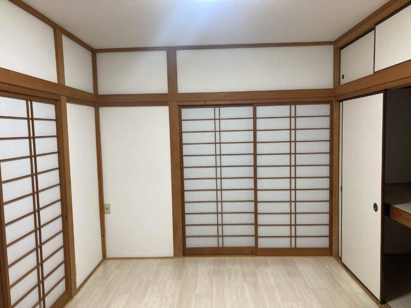 ファミール仲村A リビング