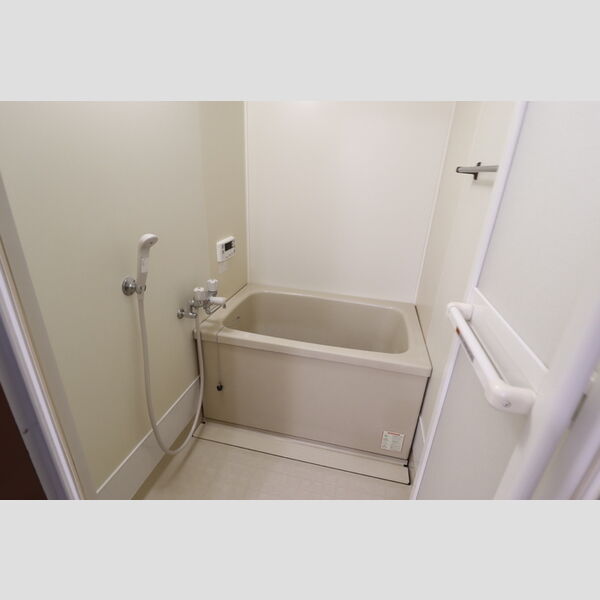 メゾンドゥ・ボヌール105号室 追い焚き給湯機能付き浴室