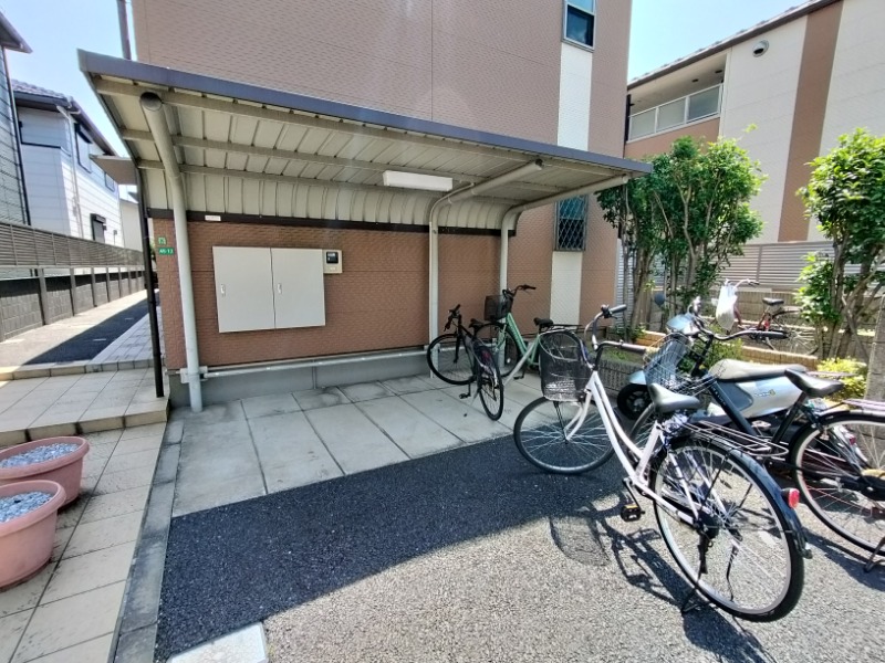サンヴィアーレ・UⅡ2階 部屋その他