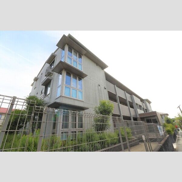 グラシューズの外観画像