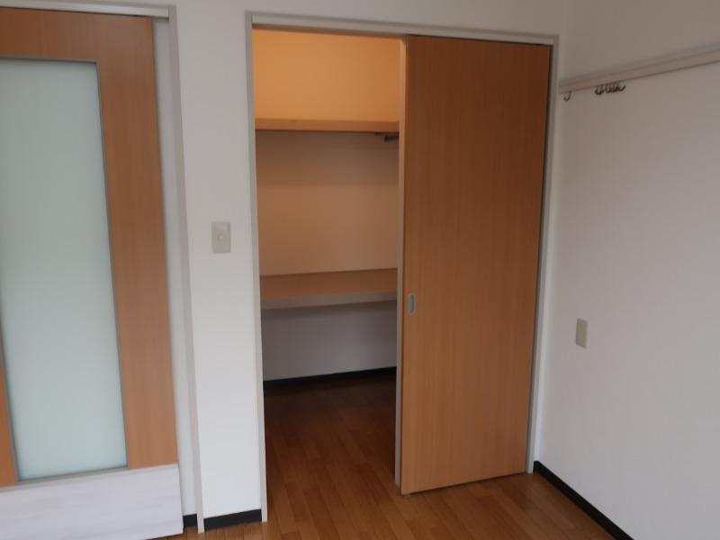 ペディガーデン一番館1階 収納