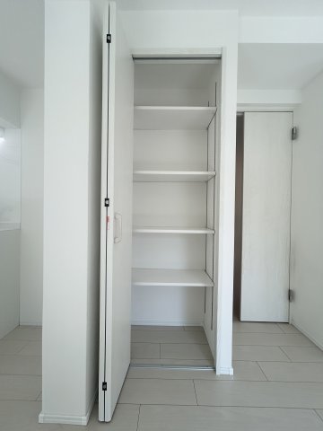 エルファーロ池尻 収納