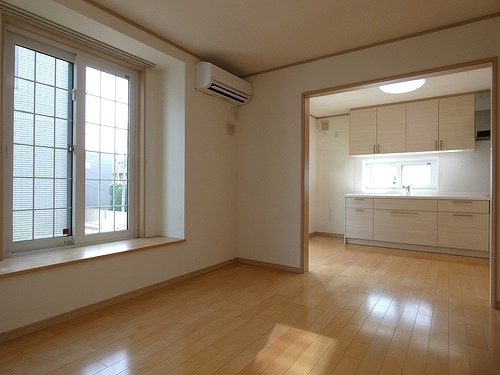 三鷹市中原２丁目戸建（ウエスト） リビングダイニング