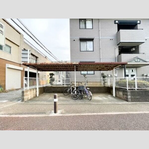 カーサみつわ台　E 駐輪場