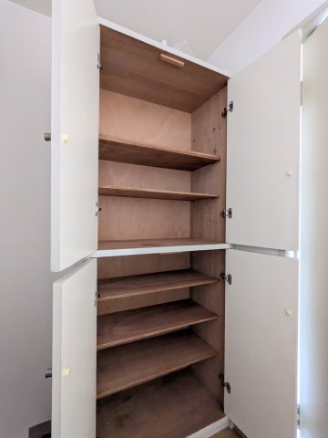 ワイケービー桜台 収納