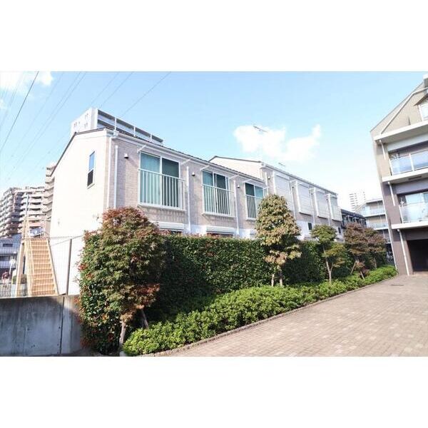 アザーレ・パッシオ町田204号室 外観