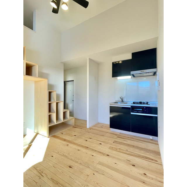 プロシード１０５５館202号室 ☆洋室7帖