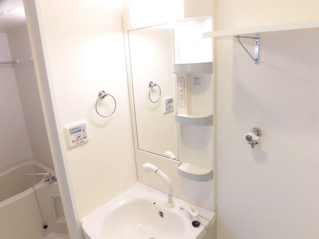 ＹＯＫＯＨＡＭＡ　ＡＲＴ　ＨＩＬＬＳ　ＺＥＲＯ 402号室の写真になります