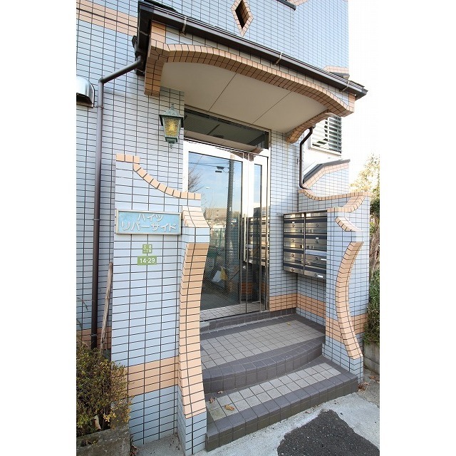 ハイツリバーサイド 外観