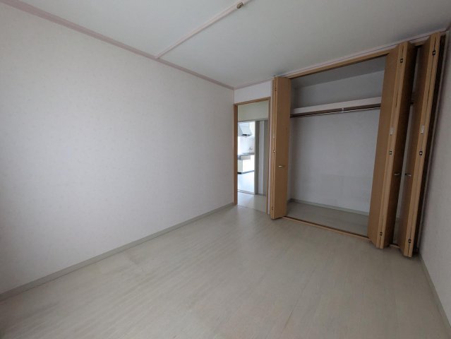 田園ハイツ川越弐号棟 402（yellova house) 内観
