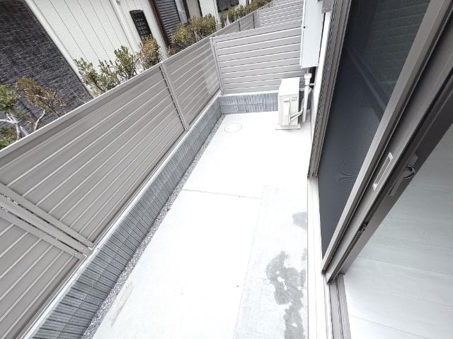 ベッシア・ノーブル101号室 ベランダ