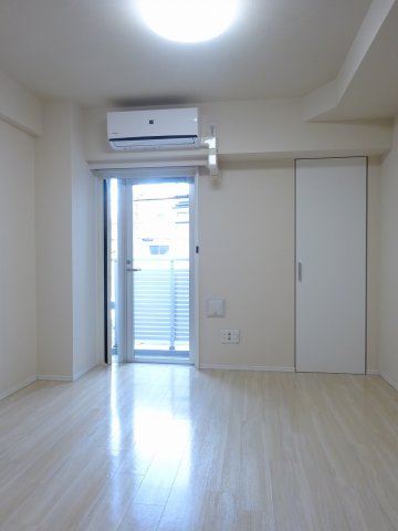 ＥＸＩＭ　ＯＧＩＫＵＢＯ リビング