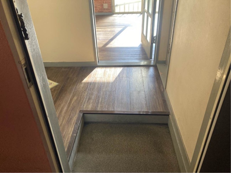 ア・クール鶴瀬1階 玄関