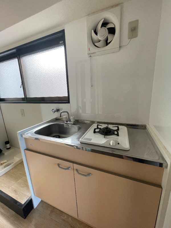 大小原ビル キッチン