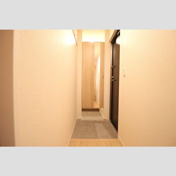 テルミドール 玄関