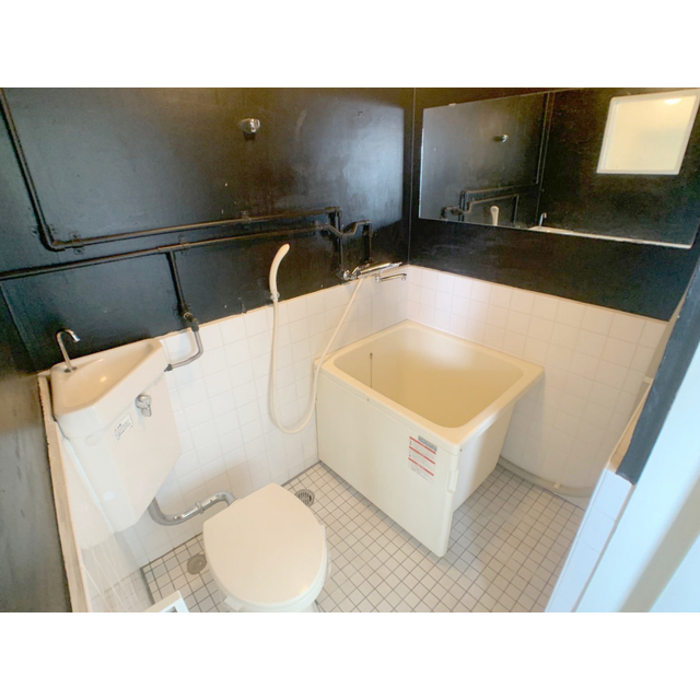 イワモトビル　ホワイトコーポラス302号室 お風呂