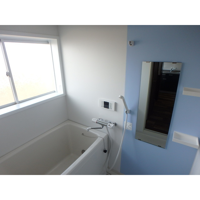 長後ハイツ16号室 内観