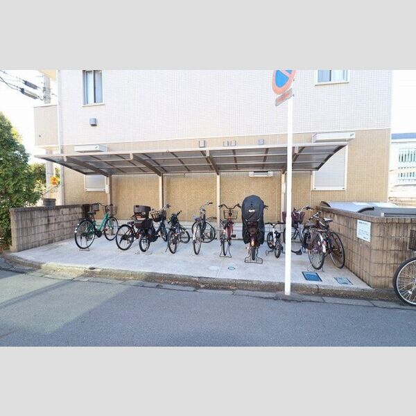 フォレストⅠ 駐輪場