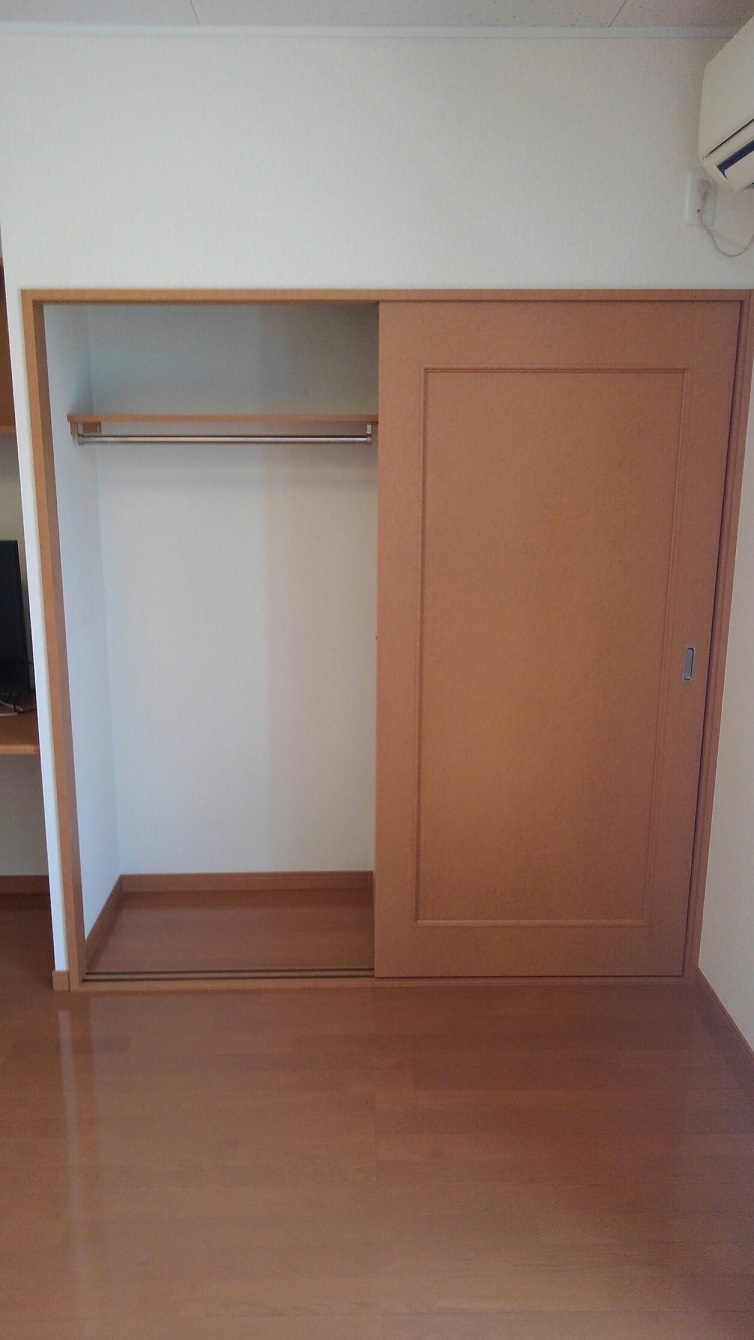 レオパレス関口 内観