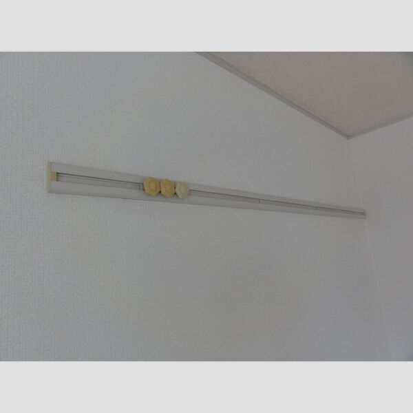 アンビションEIGHT102号室 102(ハングバー)