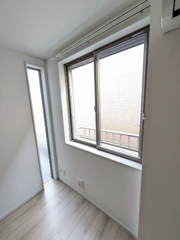 アリスワン南三咲(E-222)2階 部屋その他