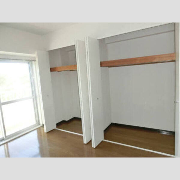 オーシャンビュー弐番館 304(洋室)