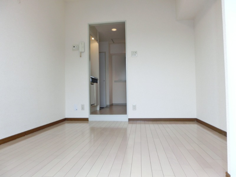 川崎アーバンリズ8階 内観