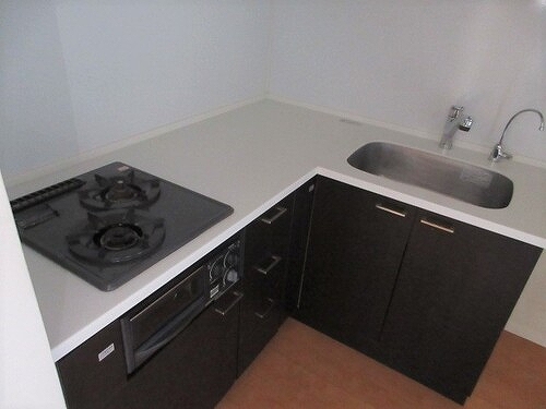 アトラス白山 キッチン　約2.5畳　内装後