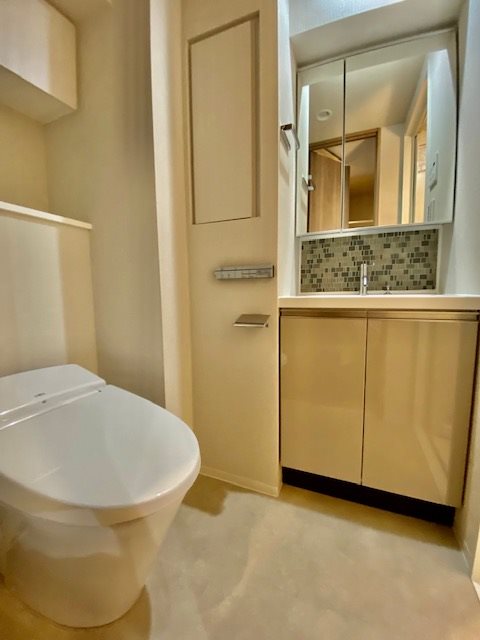 クレヴィアリグゼ中野新井薬師2階 トイレ