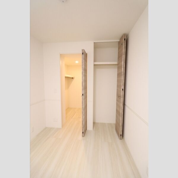 ange ウォークインクローゼット☆物入