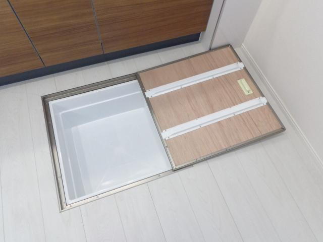コンフィード 床下収納