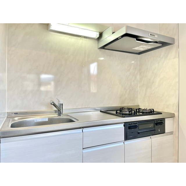 パティオ湘南202号室 ☆3口ガスコンロ