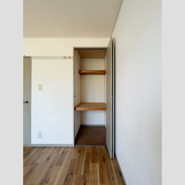 ボナール102号室 物入