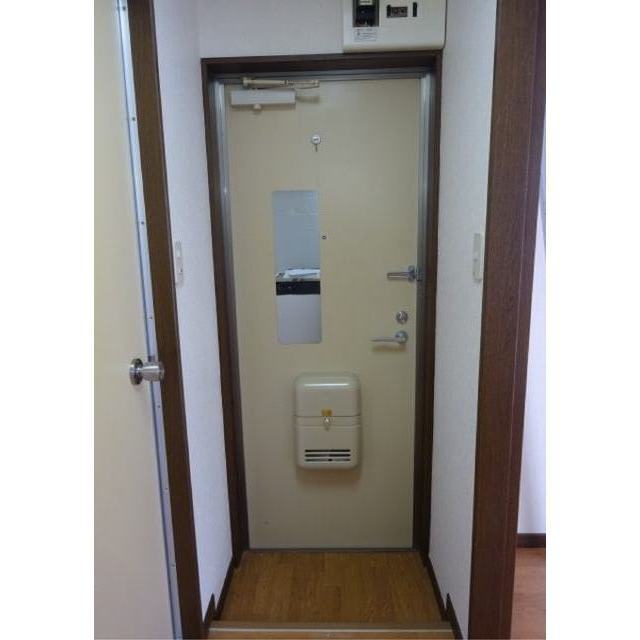 フロンティア 内観