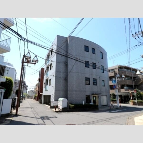 フラッツ・シゲ302号室 建物外観