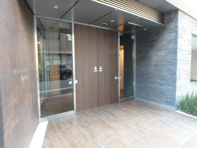 ＴＨＥパームス日本橋小伝馬町ヴィサージュ エントランス