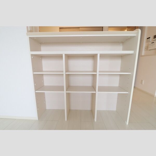グランジュネス305号室 対面キッチン下収納