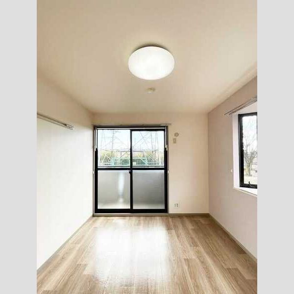 トマトノワ106号室 洋室