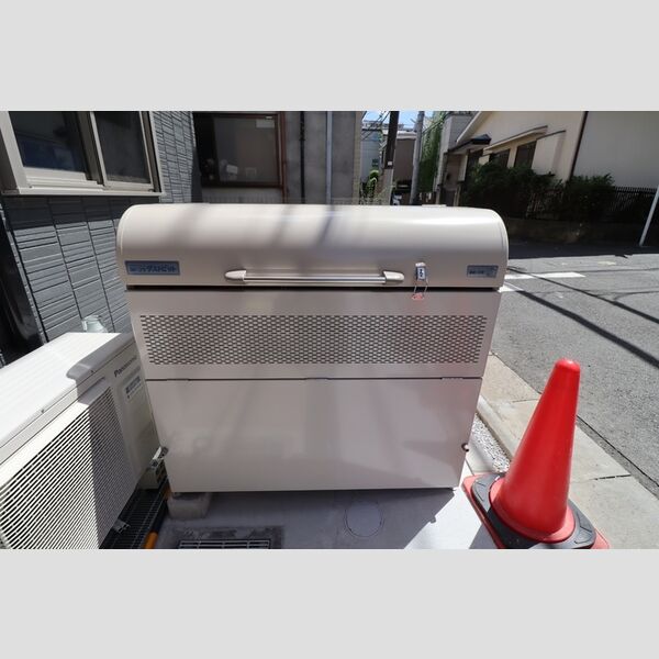 アヴァンス富士見町 ゴミ置き場