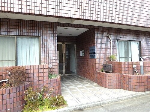 イーストリバー町屋 エントランス外観　※前回募集時2021年1月撮影