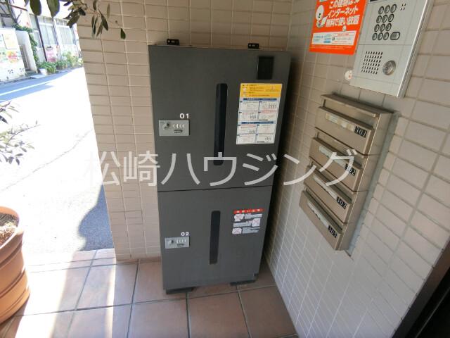 ファミール沼袋 エントランス