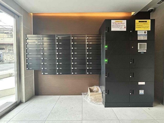 クレヴィスタ新小岩 エントランス