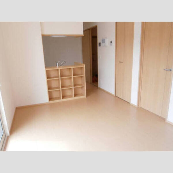 クレール LDKにはテラスや室内物干しも