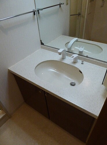 ライオンズマンション本川越駅前14階 洗面台　※前回募集時2019年12月の写真