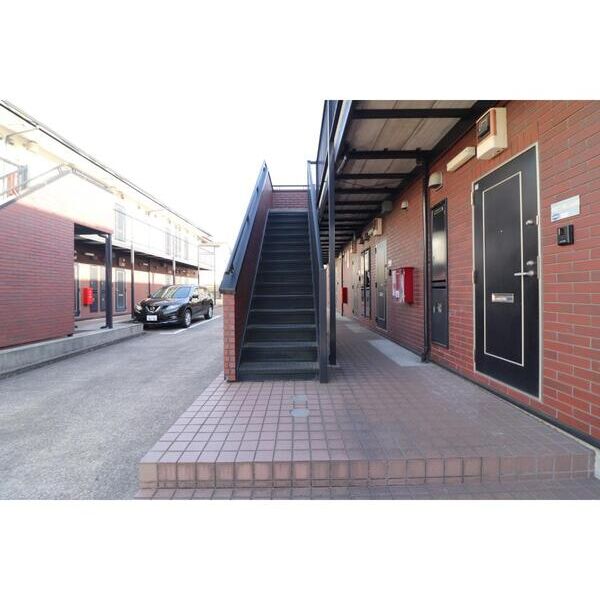 シャラ八景館ウエスト202号室 エントランス