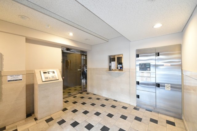 ミリオンガーデン小石川2階 エントランス