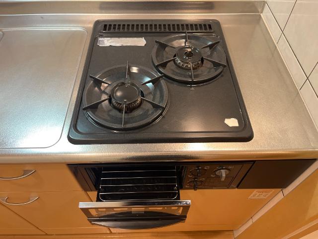 ルミナスハイム106号室 ビルトインコンロ２口