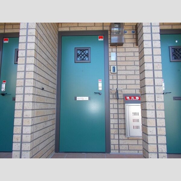 ラッキーベル　C202号室 玄関