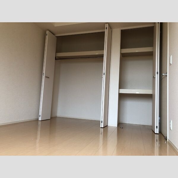 CASA VERDE102号室 クローゼット